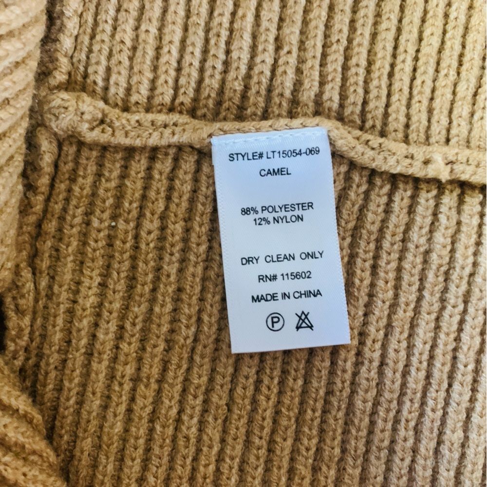 Lush Camel Colored Faux Wrap Crisscross Vneck Knit Chunky Sweater | Medium - Picture 3 of 7